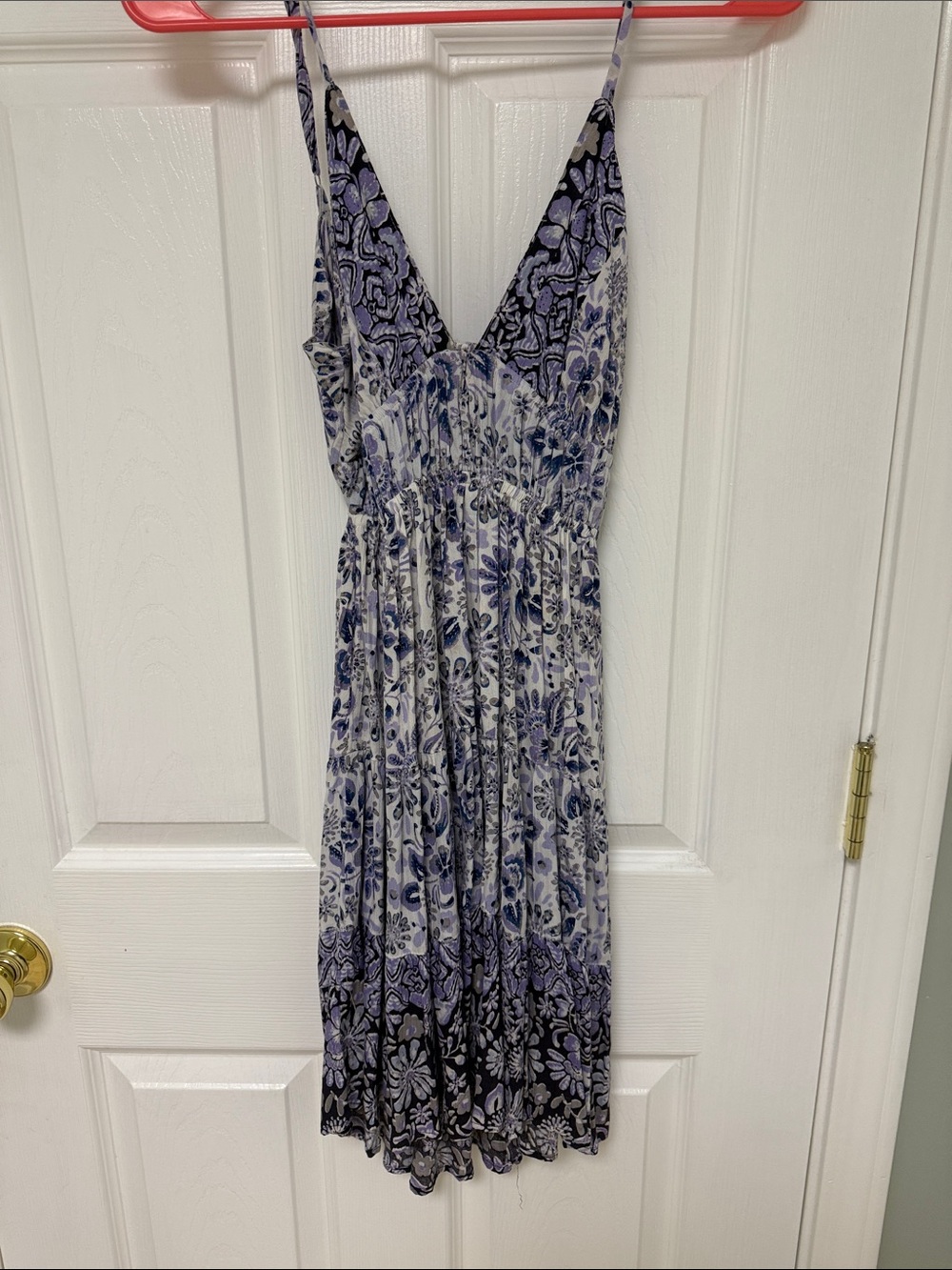 ANGIE Floral V-Neck Spaghetti Strap Dress in Lavender and Black